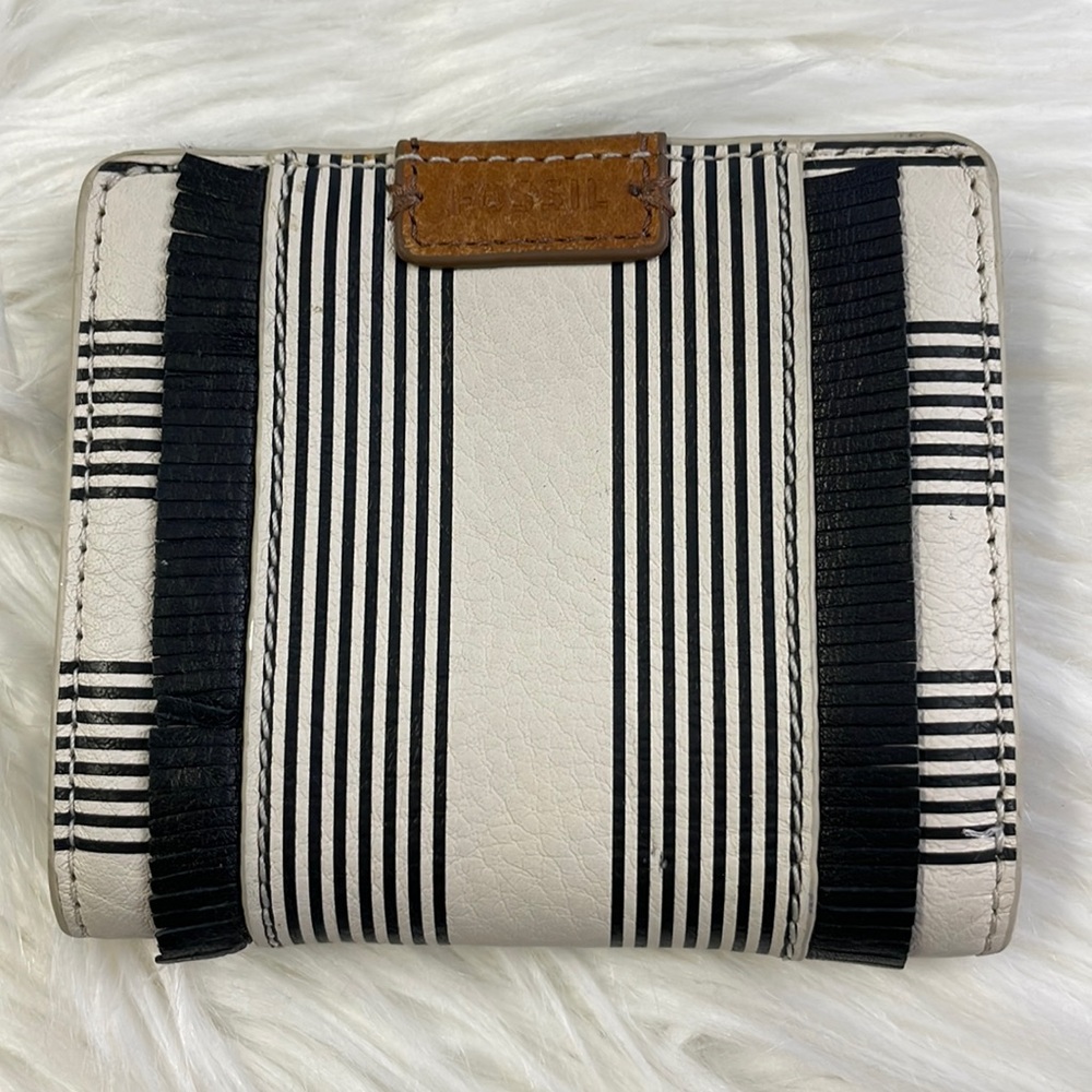 Fossil Black Cream Fringe Wallet - image 1